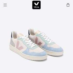 Veja tennis shoes, size 7 (eur 38), lightly worn